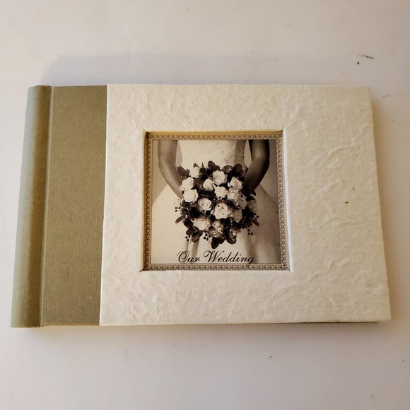 OUR WEDDING HANDMADE PAPER PHOTO ALBUM - Picture 1 of 6